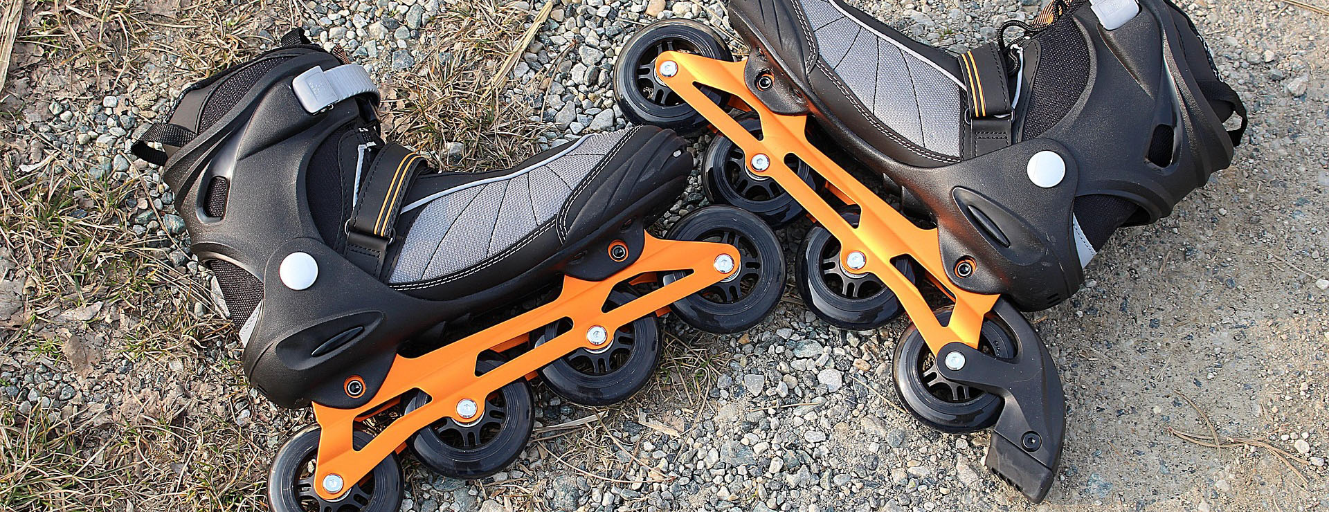 Front Page -Skateboard Shop rollerskates 673725 1920