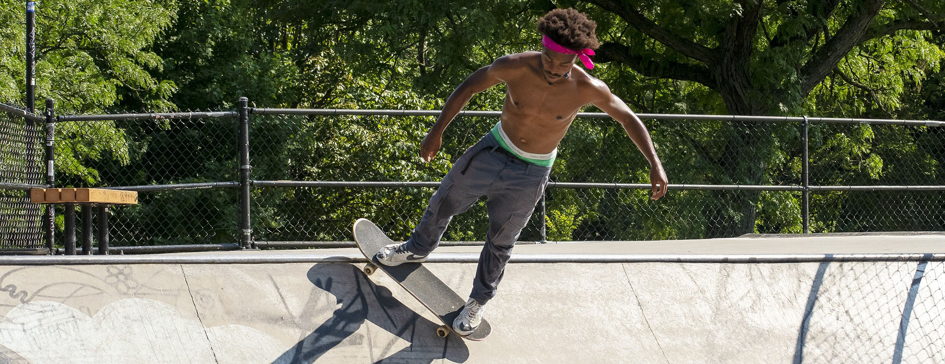 Front Page -Skateboard Shop skateboarder 5424692 1920